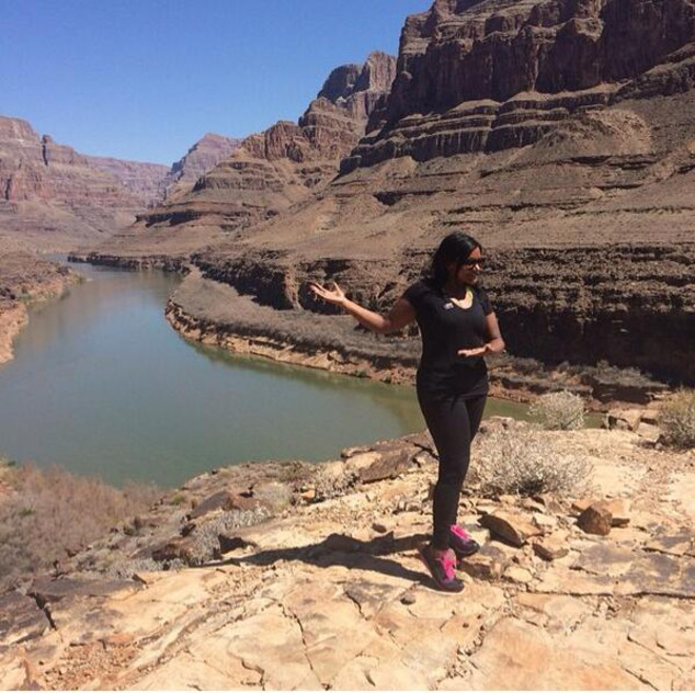 Mindy Kaling, Twit Pic Mindy Kaling, Twit Pic